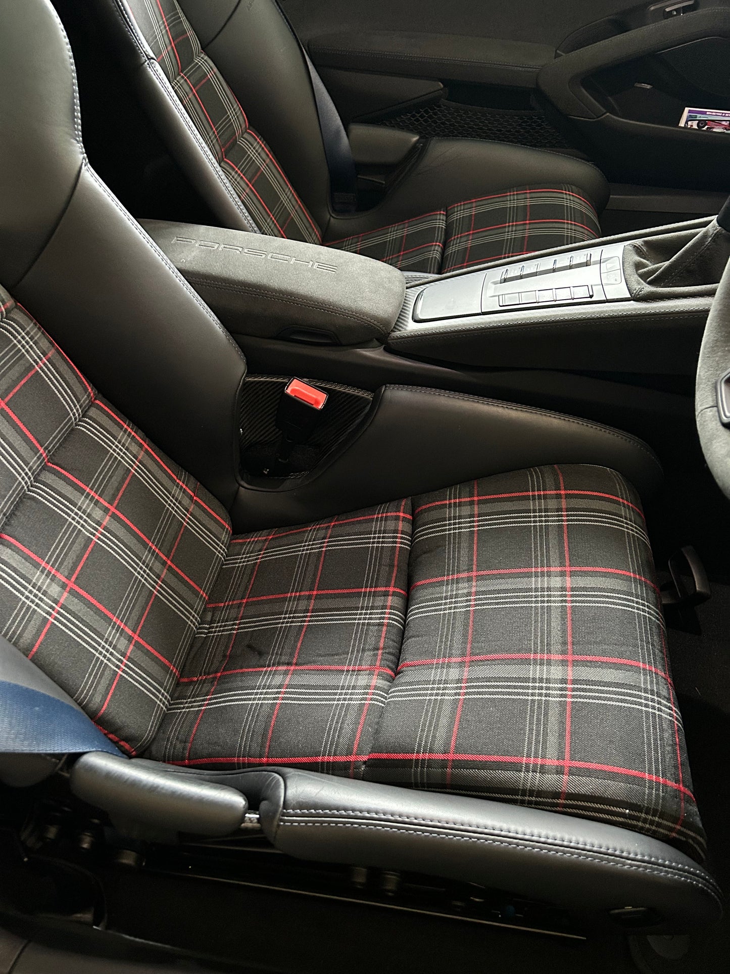 Seat insert cover set for cars with Porsche 918 fixed bucket seats - Red striped OE tartan