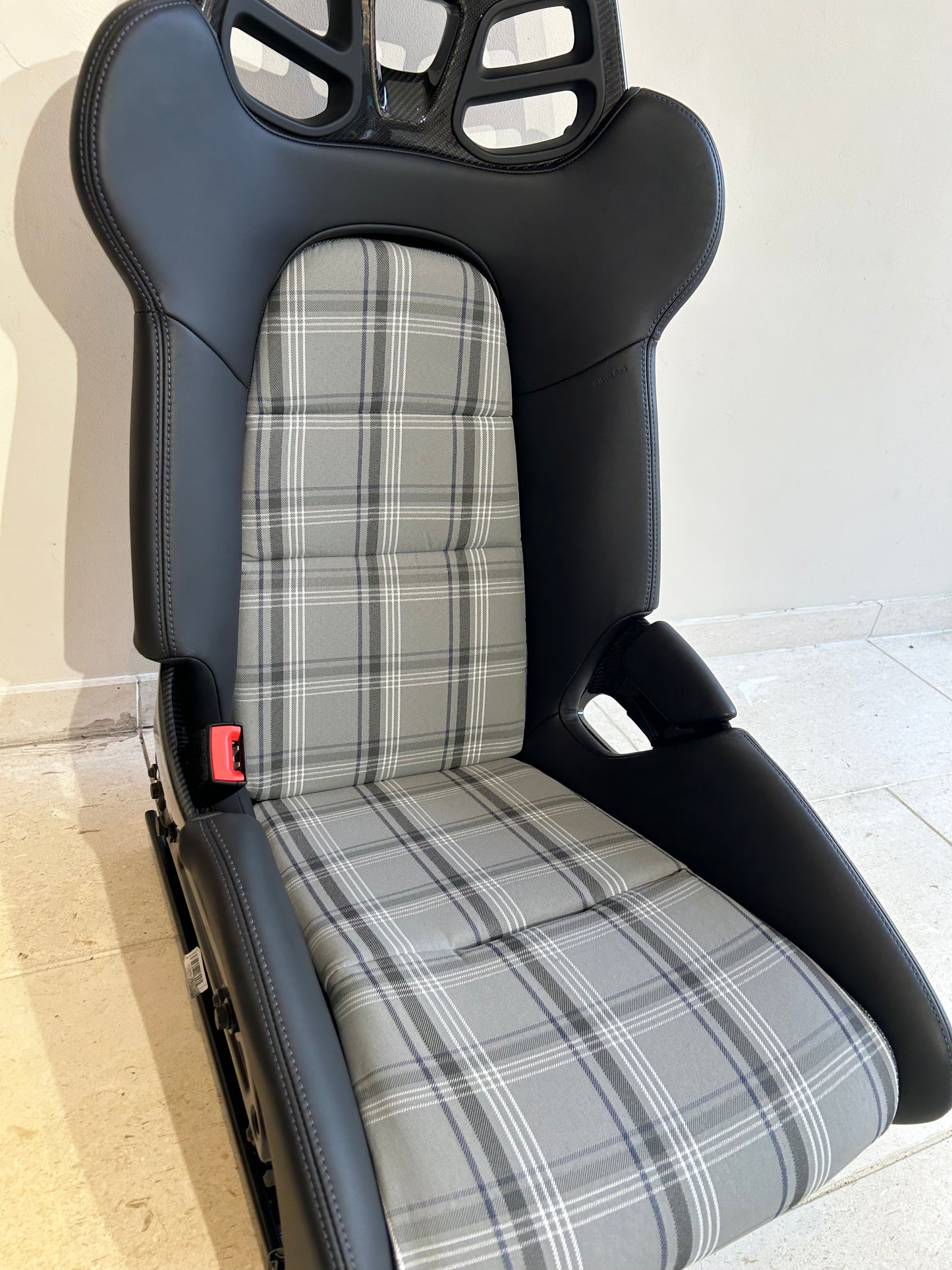 Porsche 918 (fixed) seat insert cover set - Grey Tartan