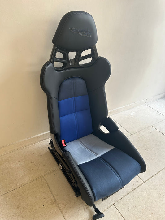 Porsche 918 (fixed) seat insert cover set - Stitched blue